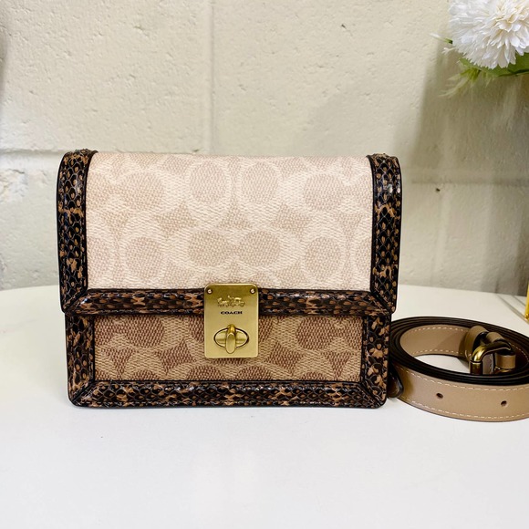 Coach 89237 Hutton Belt Bag In Blocked Signature Canvas With Snakeskin Detail - Picture 1 of 10